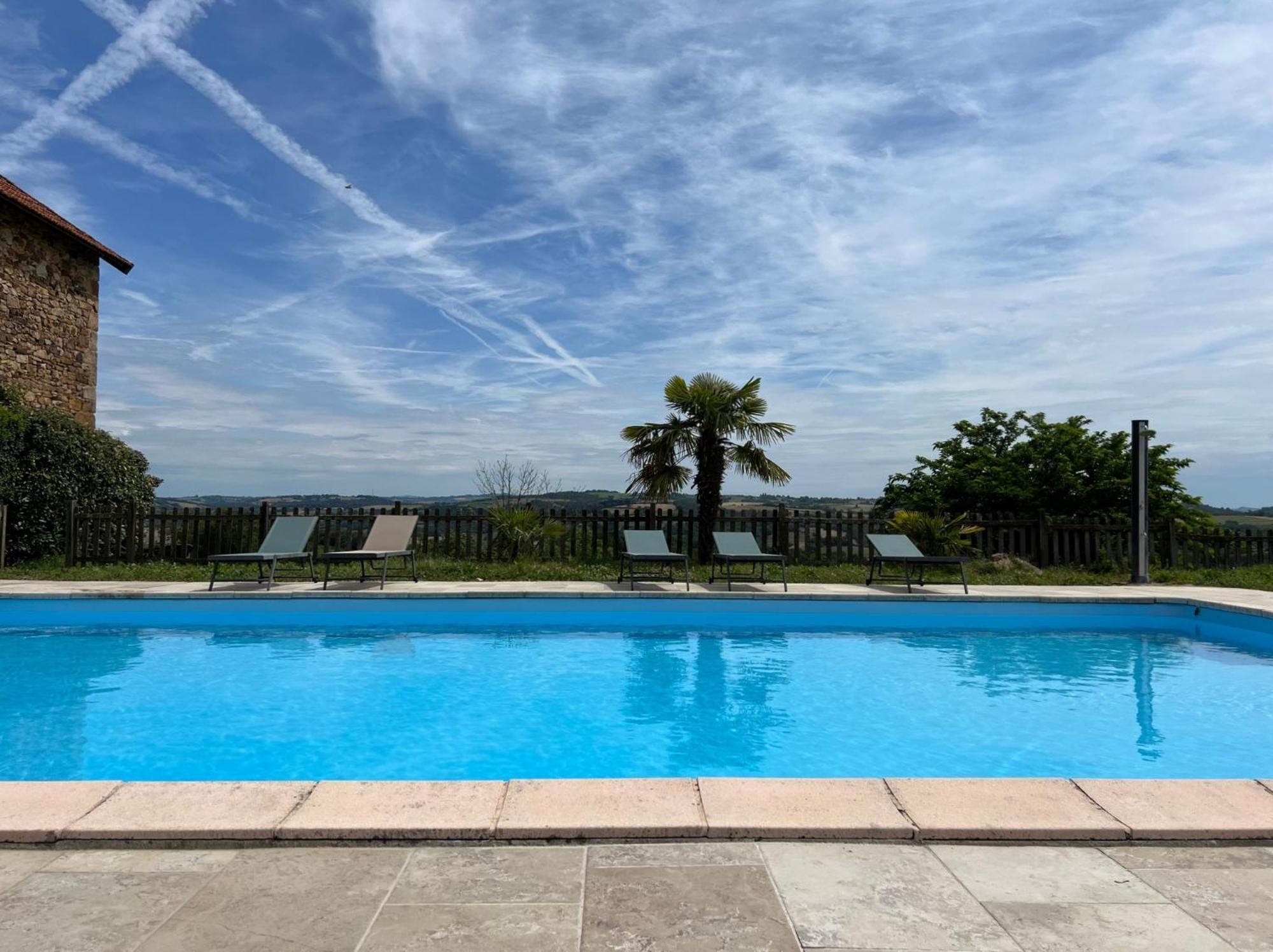 Gites & Chambres D'Hotes Peyrecout Laparrouquial Luaran gambar